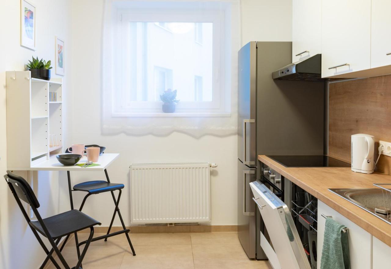 Pal'S Favoriten Apartment Vienna Exterior photo